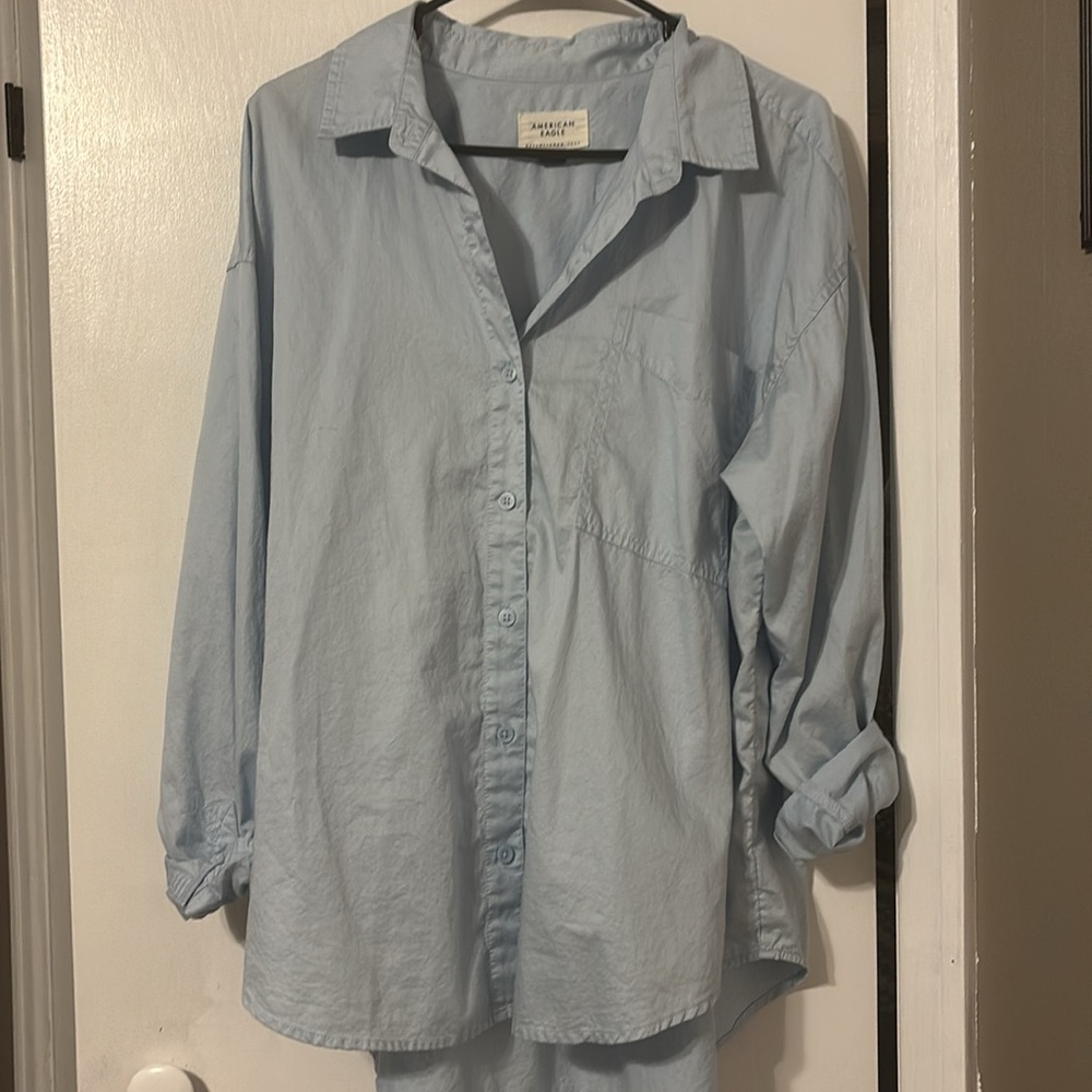 American Eagle Outfitters Light Blue Button-Up Shirt
